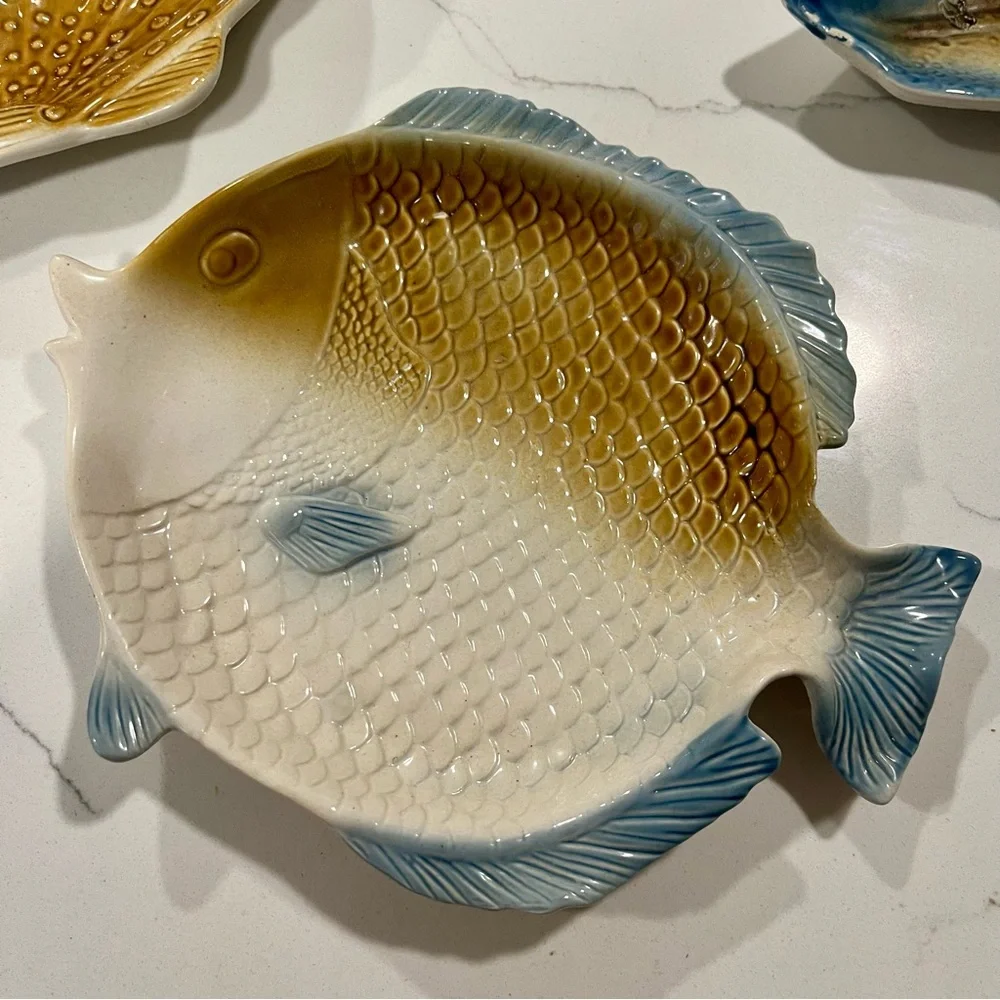 Costal plates,  Set of 3 decorative plates fish starfish shell